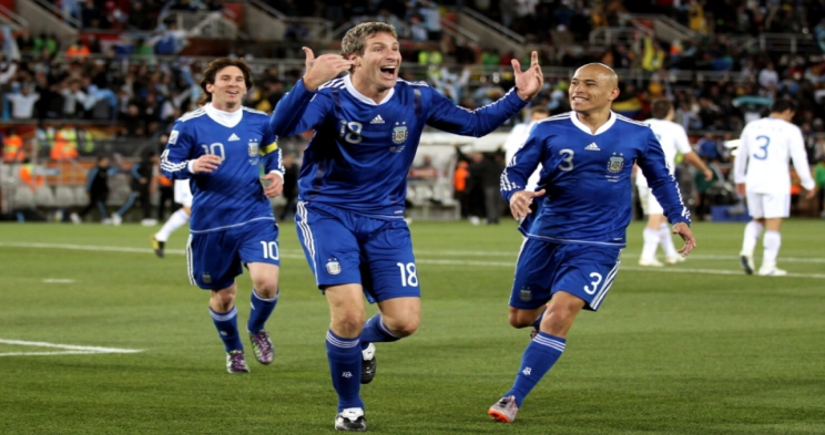 安高曼vs查鲁雷直播_无插件免费安高曼vs查鲁雷直播_在线观看高清安高曼vs查鲁雷直播赛事-24直播